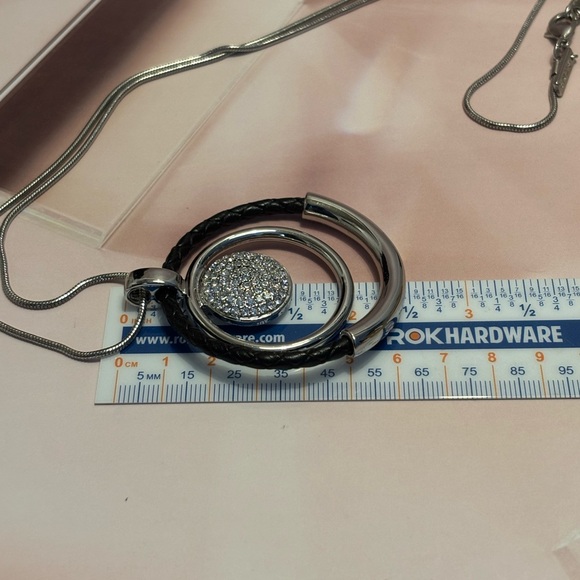 WHBM Silver Tone Black Leather & Crystal Pendant Necklace 32”+4” - Picture 7 of 9